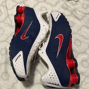 Nike shox, good condition.